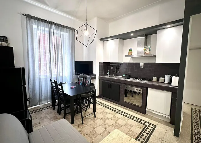 Vatican Group & Family Apartment רומא