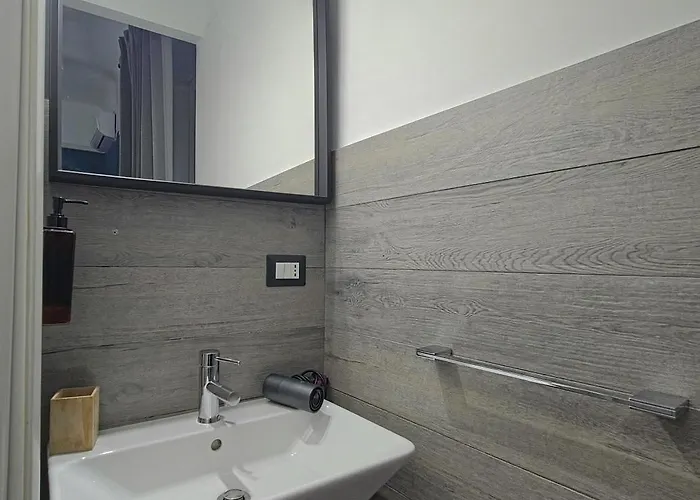 Vatican Group & Family Apartment רומא